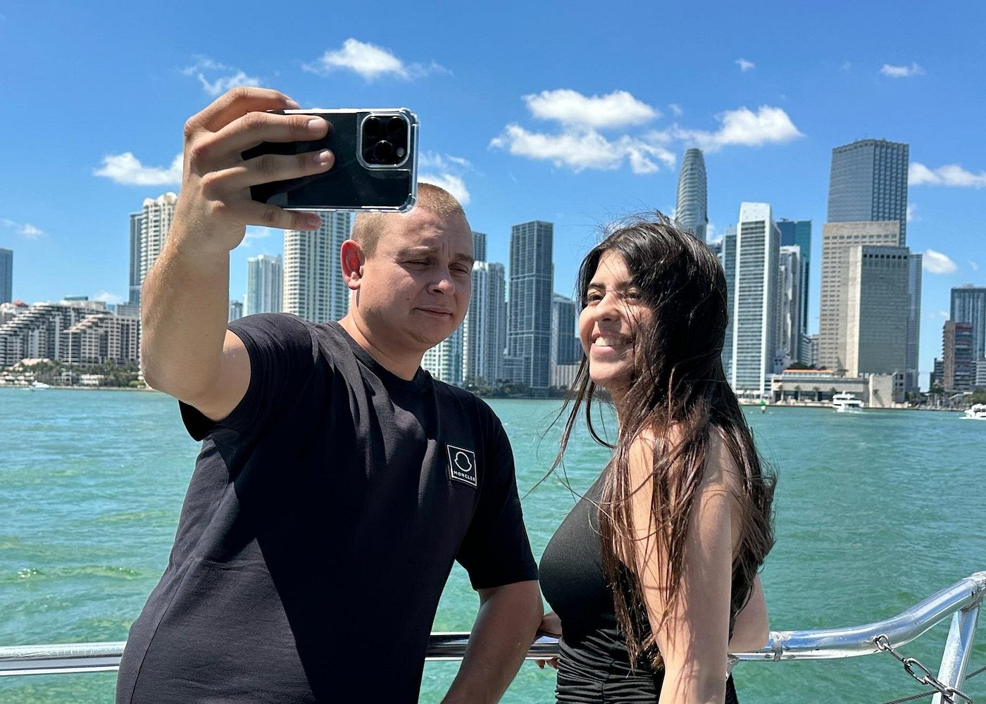 Miami Skyline 75 Minute Luxury Cruise of Millionaire's Homes